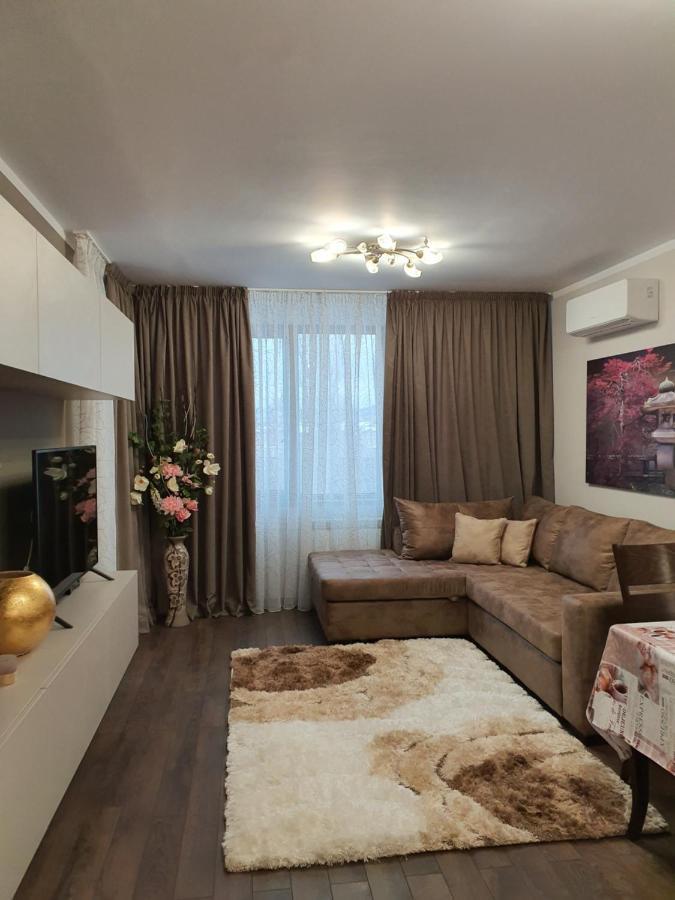 Vip & Parking Apartament *